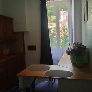 https://nid-douillet.hotels-rhonealpes.com
